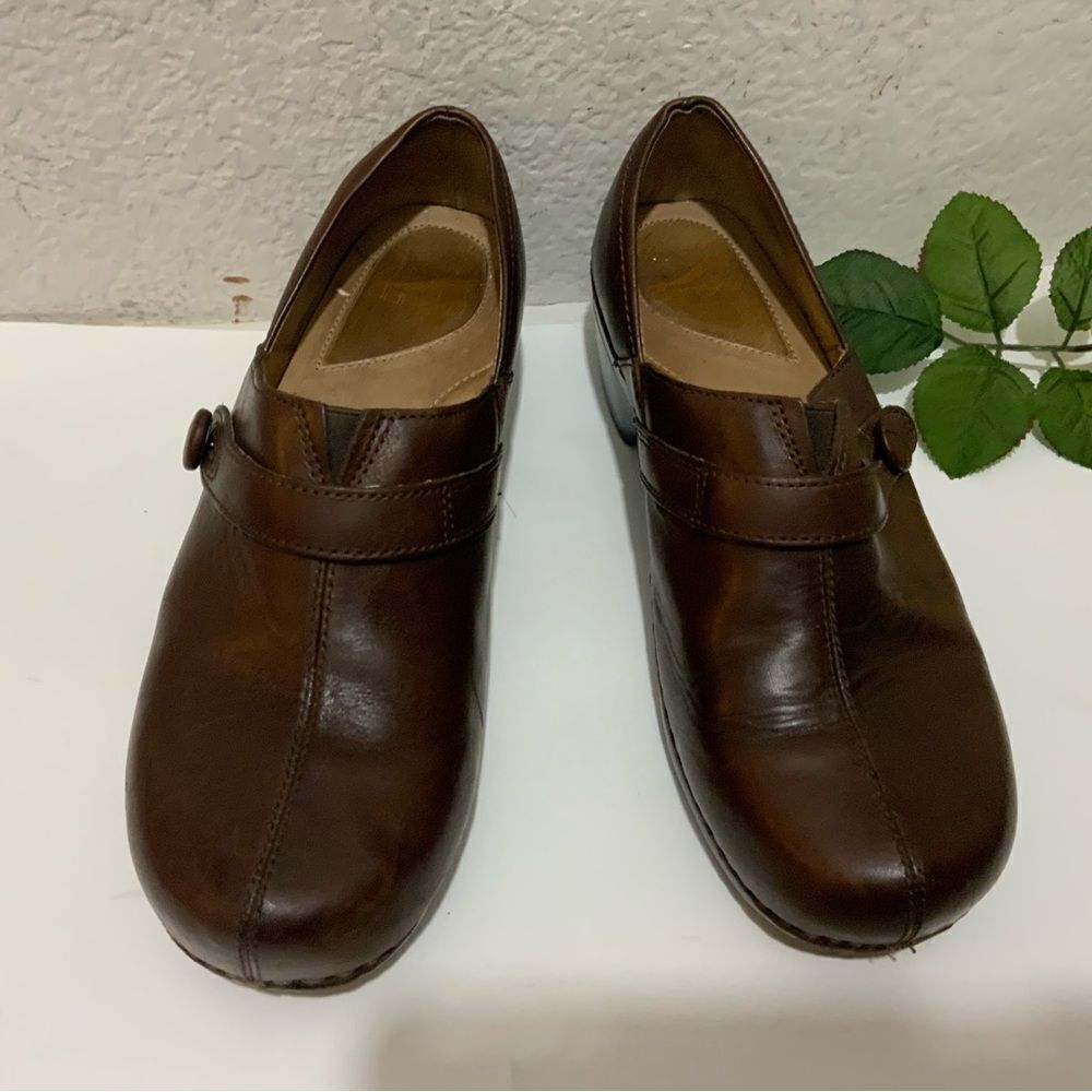 Dansko Leather Clogs Womens 9 Brown Solstice Button Strap Comfort Shoes Slip On